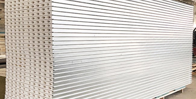 河北彩鋼板的常規(guī)尺寸是怎樣的呢？